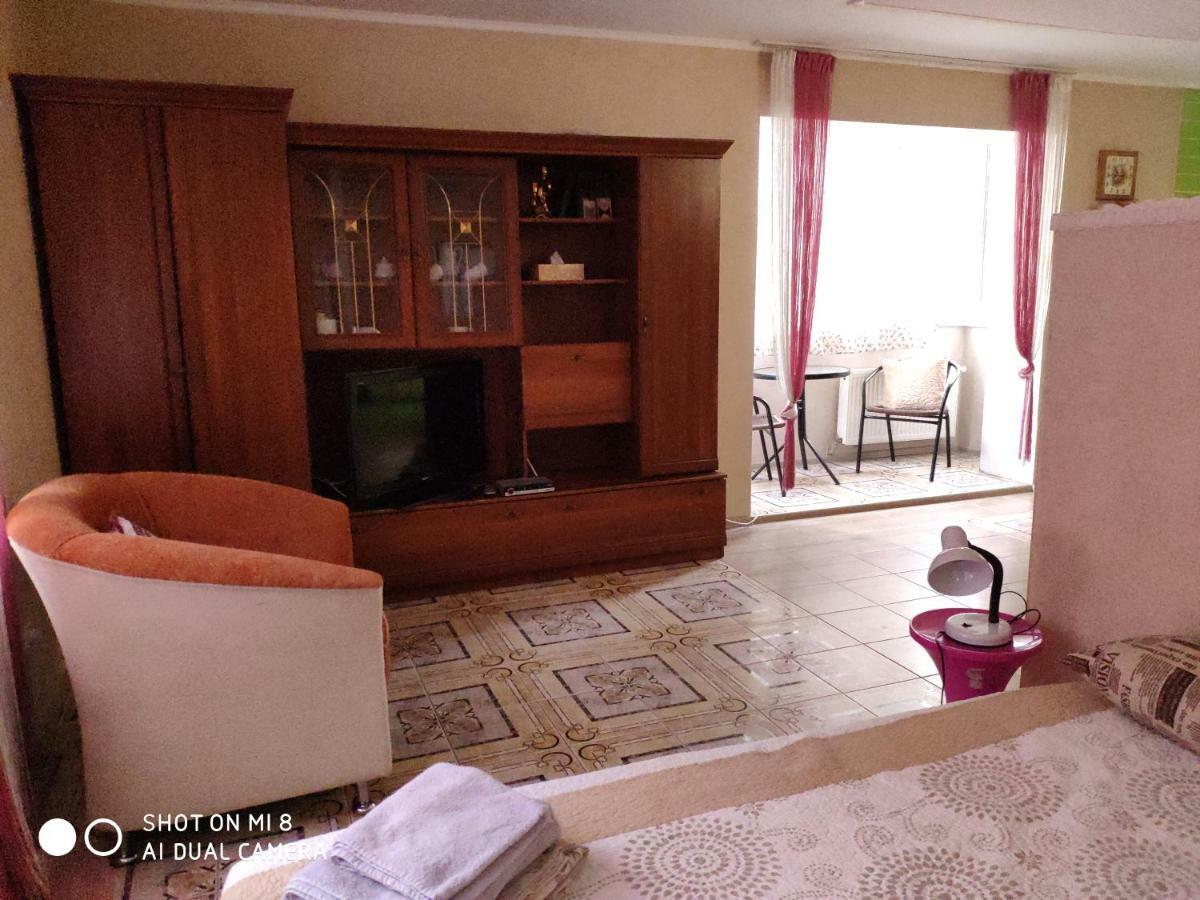 Apartments Domovik Latorichnaya,3 Μουκάτσεβο Εξωτερικό φωτογραφία