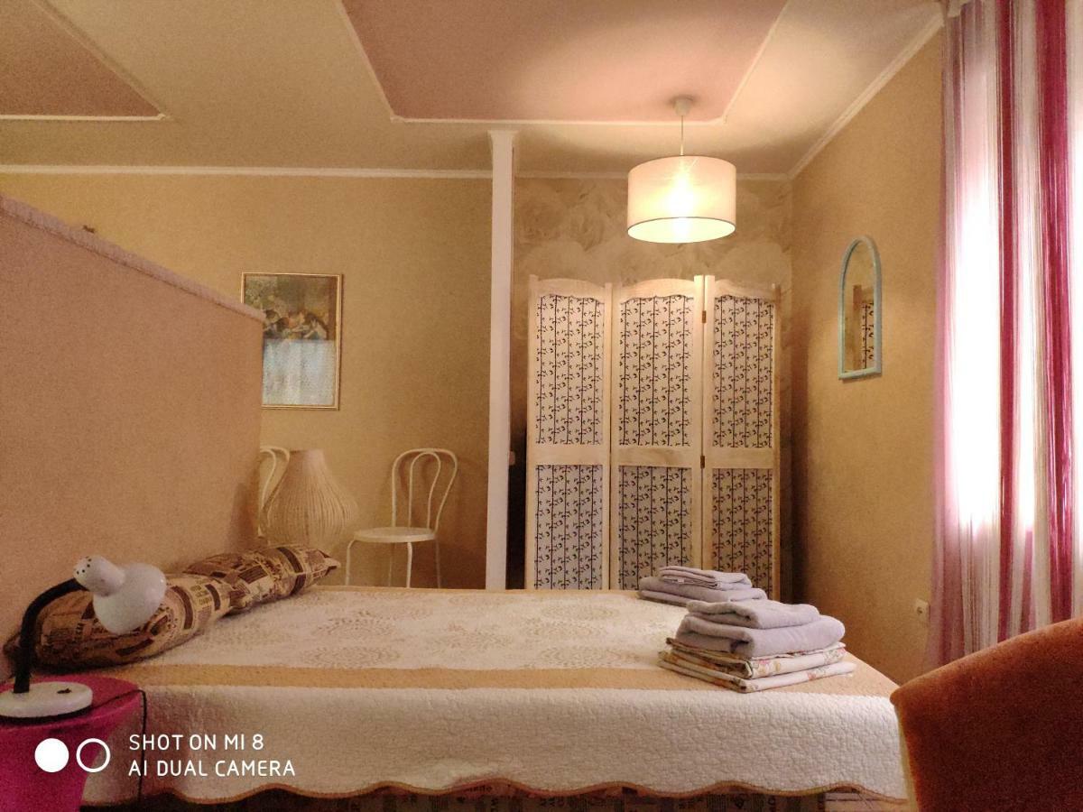 Apartments Domovik Latorichnaya,3 Μουκάτσεβο Εξωτερικό φωτογραφία